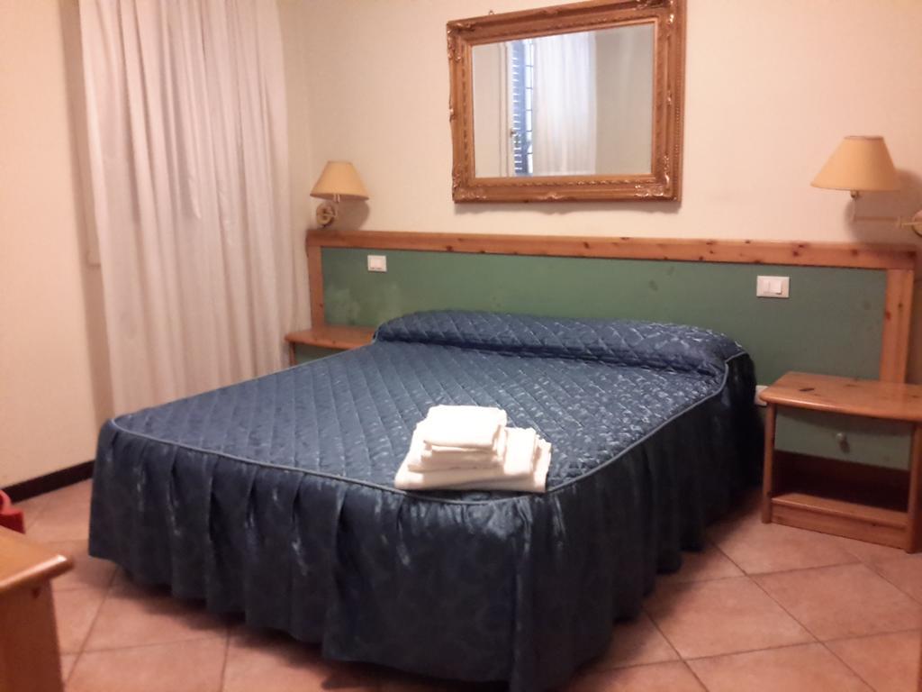 Locanda Del Re Sole Феррара Номер фото